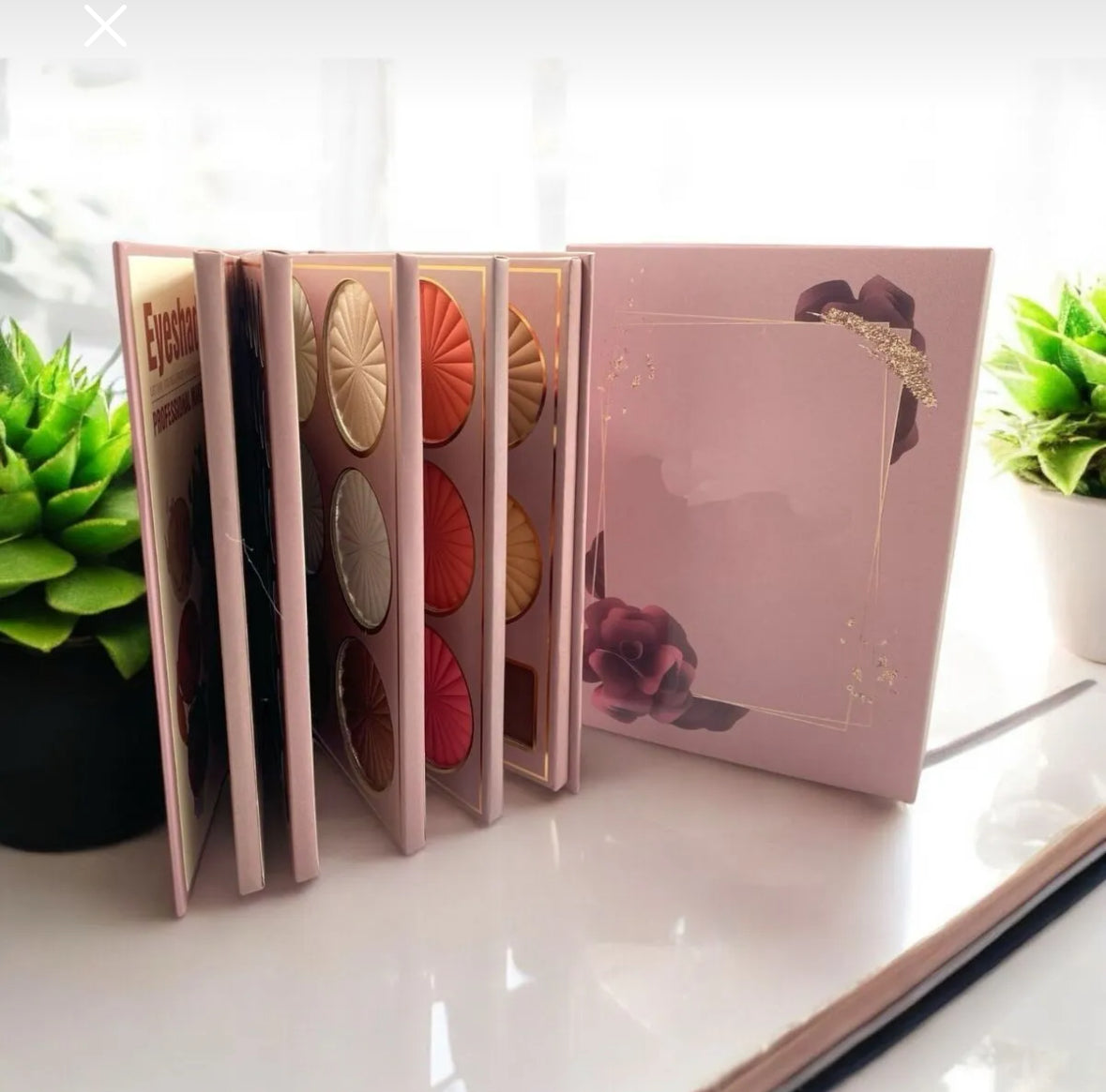 TheNovalie™  Kitap model makyaj paleti (Ruj/glosslu)